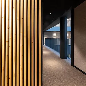 Raval House Otel