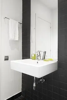 Whotells Sant Antonio バルセロナ スペイン